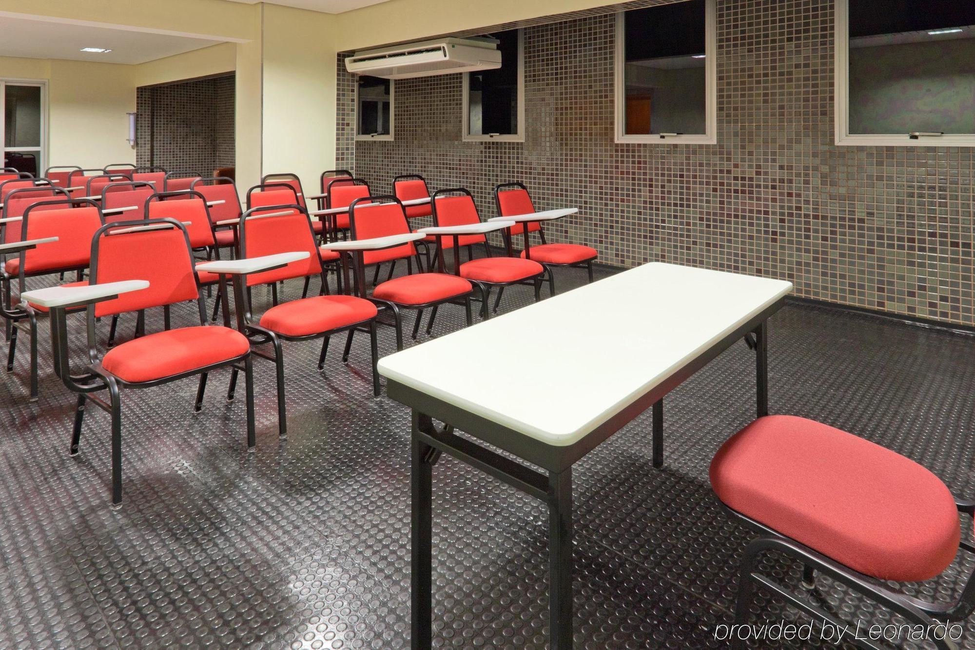 Holiday Inn Express Avenida Sumare São Paulo Létesítmények fotó