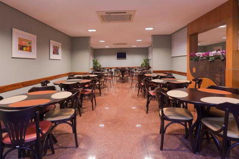 Holiday Inn Express Avenida Sumare São Paulo Étterem fotó